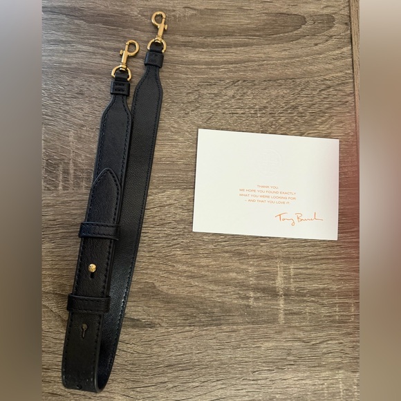 Tory Burch Black Diamond Quilted Willa Zip Shoulder Bag - Picture 7 of 10